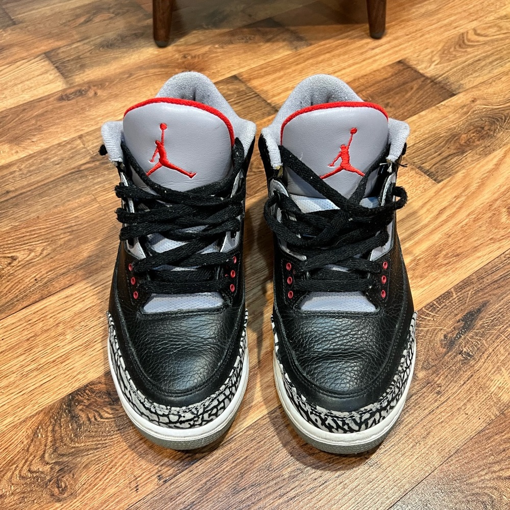 Air Jordan Retro 3 - Black Cement